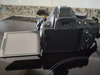 Camara reflex Nikon D5100