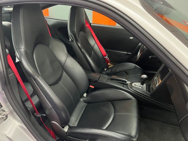 Porsche 911 CARRERA 4