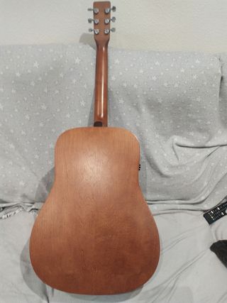 Guitarra electroacústica