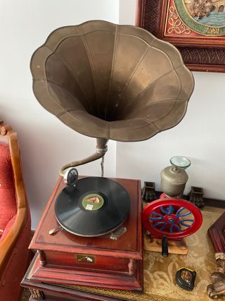 Fonógrafo antiguo