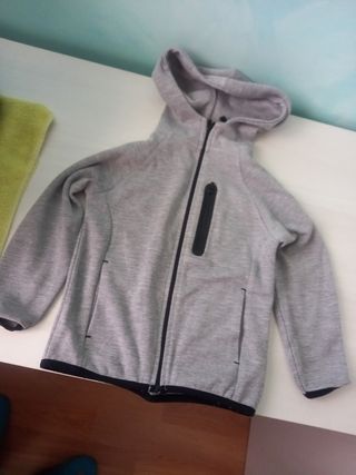 2 sudaderas deporte 5 años 110cm