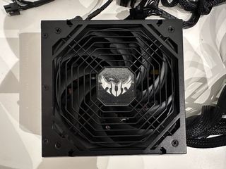Fuente de alimentacion ASUS TUF