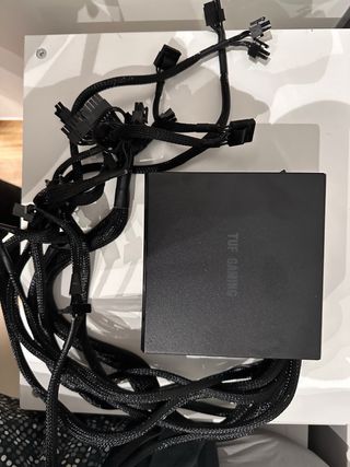 Fuente de alimentacion ASUS TUF