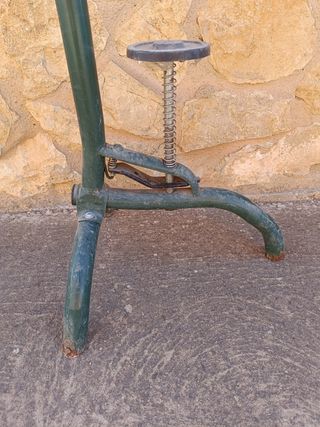 Encorchadora de botellas