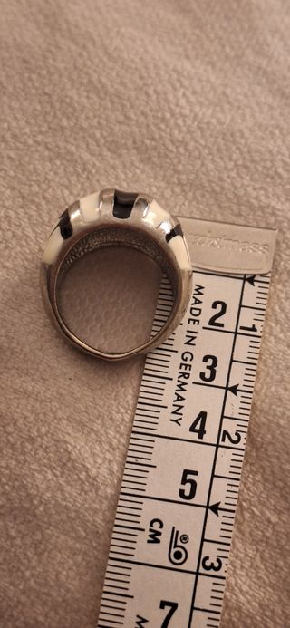 Anillo metal y esmalte