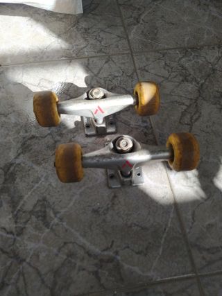 Ejes skate Venture