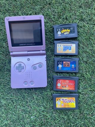 Nintendo Game Boy Advance SP
