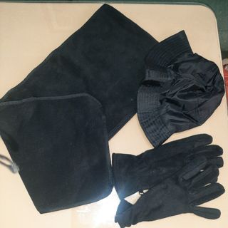 Bufanda, guantes, gorro