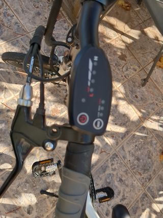 Bicicleta plegable eléctrica 