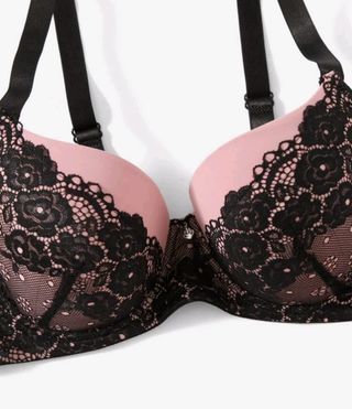 Sujetador encaje rosa 105C. NUEVO