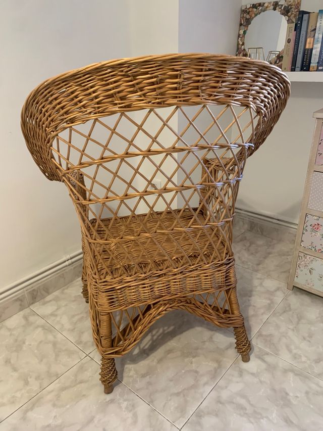 Sillón de mimbre
