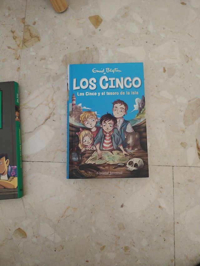 Los cinco y el tesoro de la isla