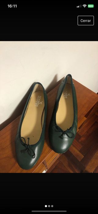 Bailarina verde piel de Deisidro talla 40.