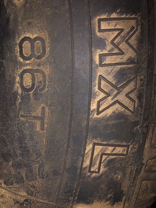 cubierta de coche 185/70r13 86t mxl michelin