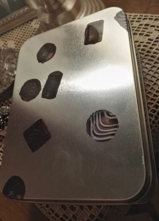 Cofanetto in latta con ricette cioccolato- Giunti