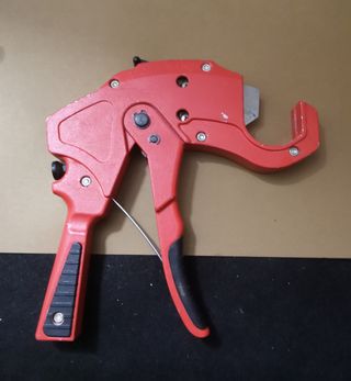 CORTATUBOS PVC