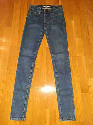 Pantalón vaquero Levi's 711 Skinny