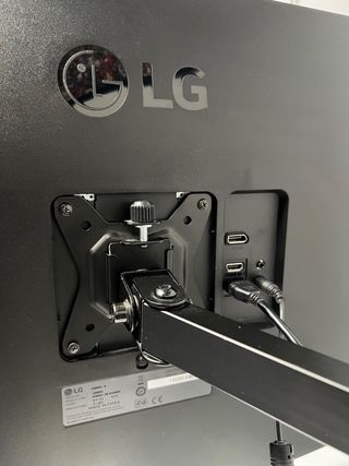 Monitor LG QHD 32’’ IPS