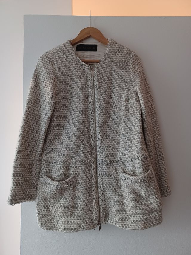 Abrigo Zara gris
