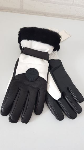 GUANTES UGG
