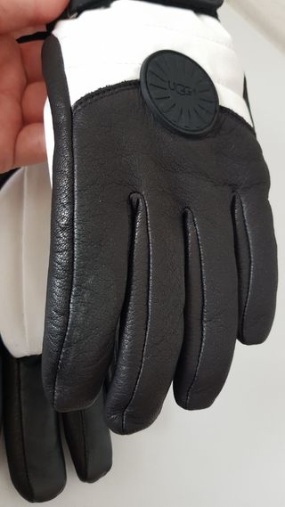 GUANTES UGG