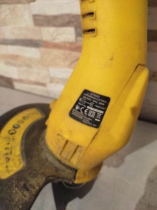 Recortar bordes de hierba eléctrico