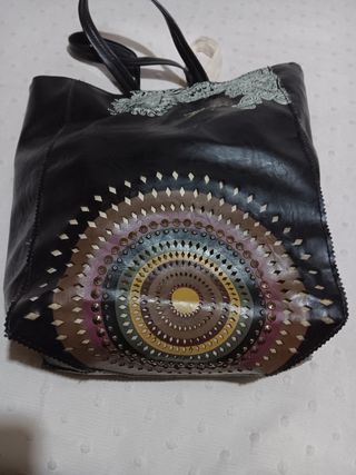 BOLSO DESIGUAL  GRANDE