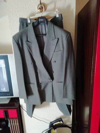 Elegante traje de caballero, puedo rebajar e