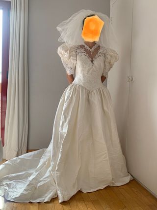 Vestido Novia de Seda Salvaje con Pedreria