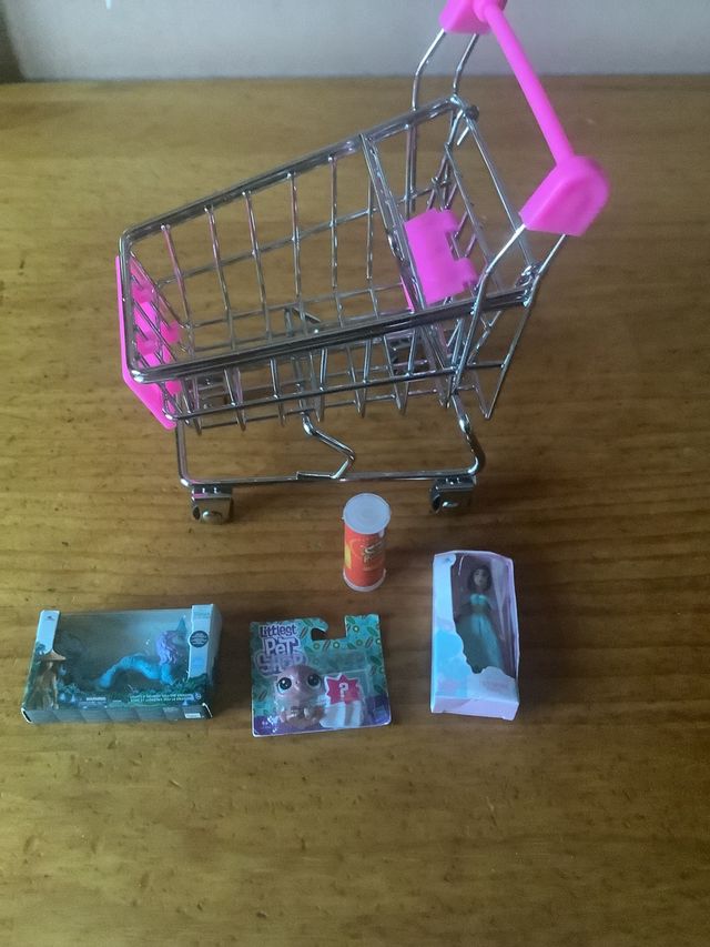 lote de carro con minituras juguete