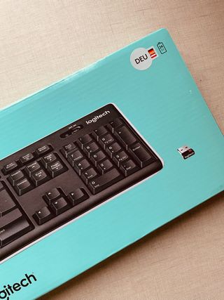 Teclado Bluetooth aleman