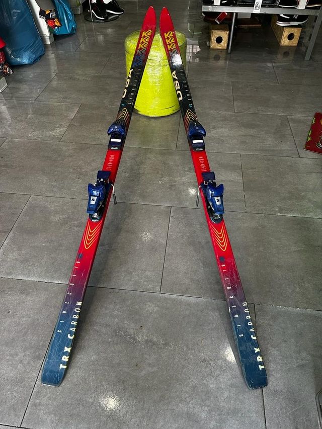 esquíes 🎿 salaomon urge 30 euros 