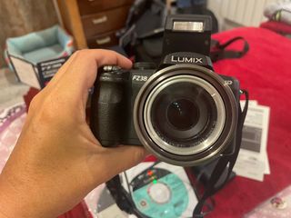 cámara de fotos panasonic DMC-FZ38 LUMIX