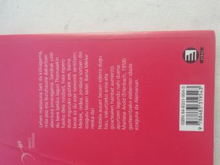 Libros en euskera y castellano Regalo diccionario