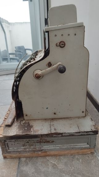 Maquina de escribir antigua AEG
