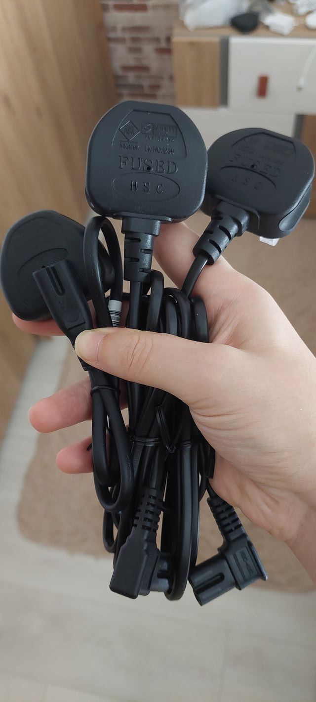 Cables Corriente/Alimentación Eléctrica UK