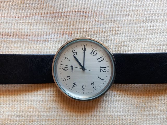 Reloj Alessi Castiglioni