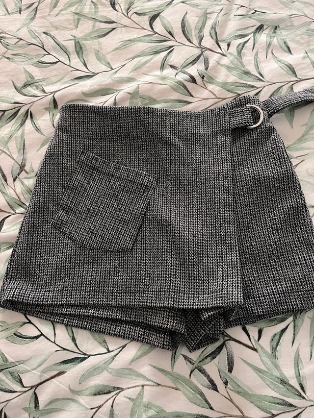 Falda pantalón Zara