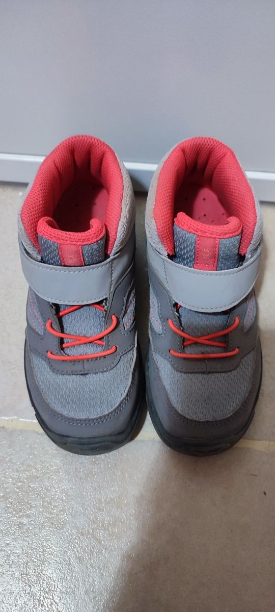 Botas de montaña num 31