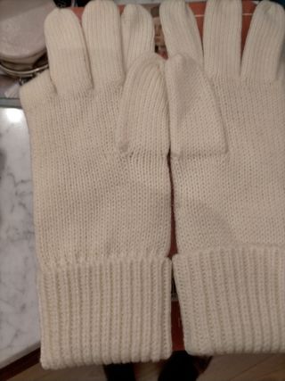 Guantes  vainilla  sin extrenar