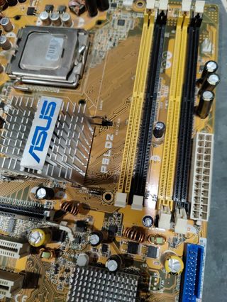 Placa base 775+procesador Intel e6300