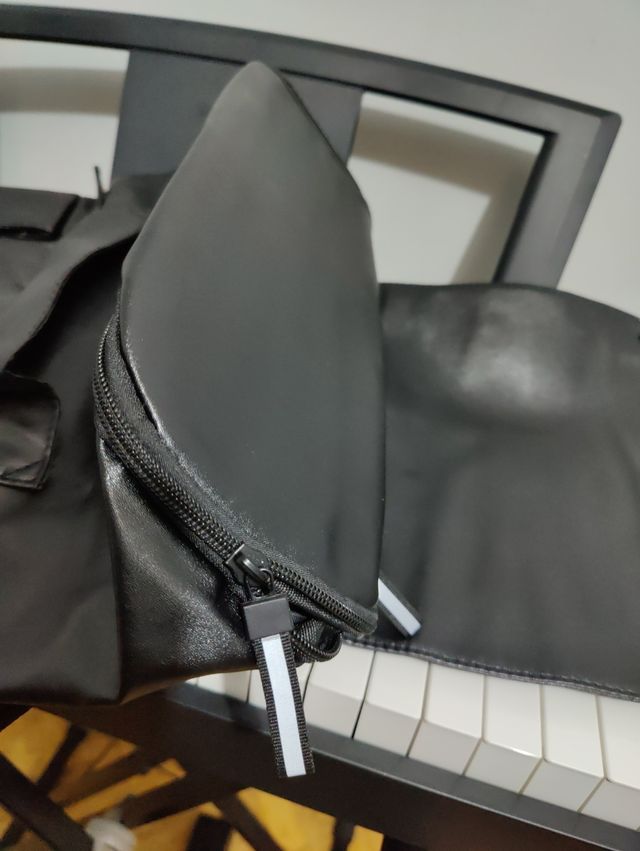 Mochila Nueva Piel Color negro