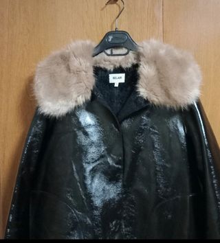 Cazadora efecto Cuero Cuello de Pelo Berenice 