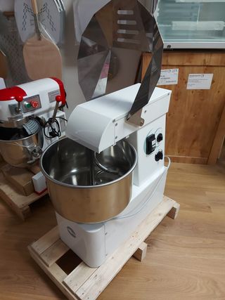 AMASADORA ESPIRAL  EVO 20 LITROS