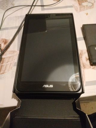 Tablet Asus Memopad 8 ( 2013 )