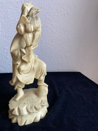 Figura de anciano chino