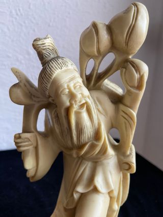 Figura de anciano chino