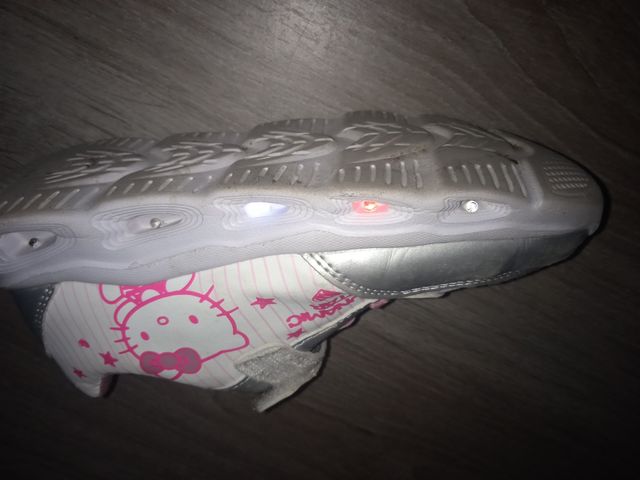 Zapatillas con luces Hello Kitty