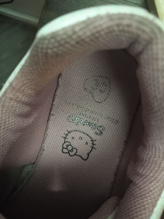 Zapatillas con luces Hello Kitty