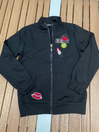 Chándal negro + camiseta